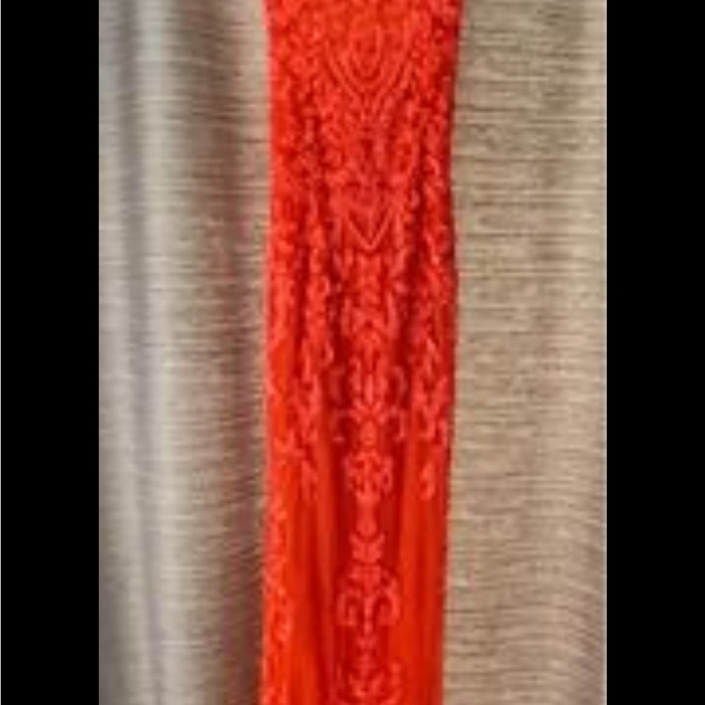 Beautiful Sherri Hill prom dress. Worn for a few hours.